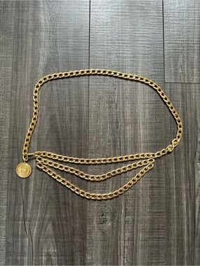 Chanel belt